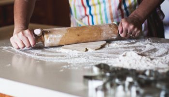 Oui, vous pouvez mettre la main à la pâte! Des conseils culinaires pour des Fêtes joyeuses et en santé!