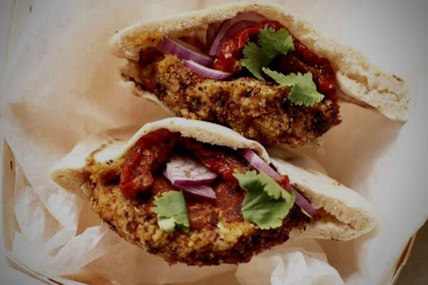 Warm-Falafel-Wrap