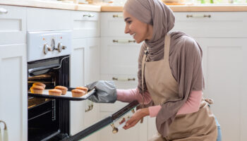 Cuisiner des pâtisseries à faible teneur en sucre dans une alimentation adaptée à des problèmes rénaux