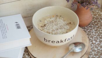 Apple Pie Overnight Oats